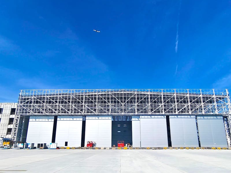 Strwythur Dur Hangar Hwb Hedfan Sifil