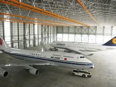 Hangar Cynnal a Chadw Strwythur Dur
